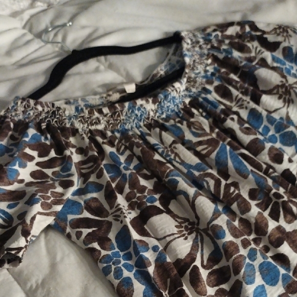 Floral Blue and Brown Women's Top - Picture 2 of 7